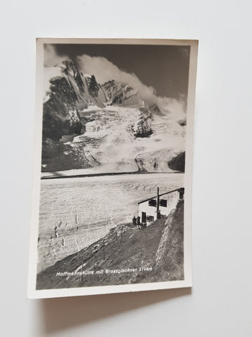 AK Hoffmannshütte mit Grossglockner.