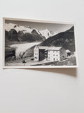 AK Grossglocknerstrasse: Glocknerhaus mit Pasterze u. Grossglockner.