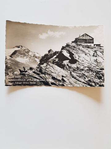 AK Hannoverhaus mit Mausoleum Arnold gegen Ankogel.