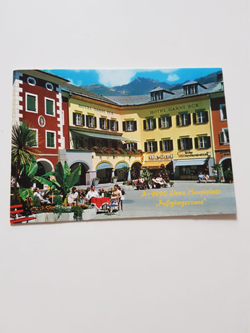 AK Lienz. Hauptplatz. Fußgängerzone. (Meinl) Hotel Garni Eck Bes. Maria Eck.