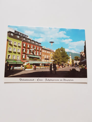AK Lienz. Fußgängerzone am Hauptplatz.