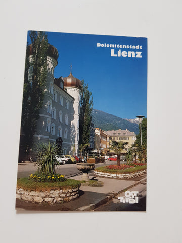 AK Lienz. Hauptplatz mit Liebburg.