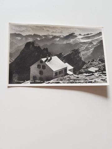 AK Defregger Schutzhaus gegen Riesenfernergruppe.