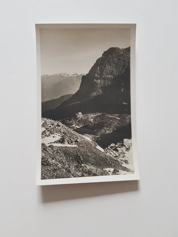 AK Die Karlsbader Hütte im Laserz mit der Laserzwand.