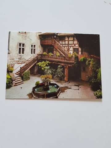 AK Feldkirch Im Hof der Schattenburg.