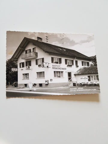 AK Koblach. Straßenhäuser. Gasthof Krone.
