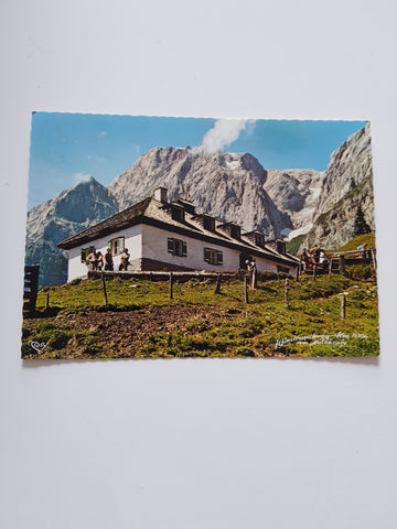 AK Ausflugsparadies Hochkönig. Windrauchegg-Alm mit Wetterwand.