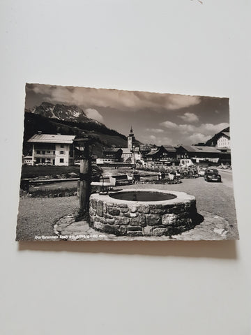 AK Lech am Arlberg. Dorfbrunnen.