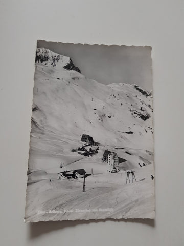 AK Zürs am Arlberg. Hotel Zürserhof mit Sessellift.
