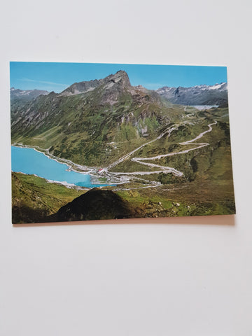 AK Silvretta Hochalpenstraße mit Stausee.
