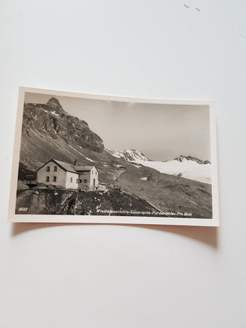 AK Wiesbadnerhütte. Kaiserspitz Piz Jeremias Piz Mon.