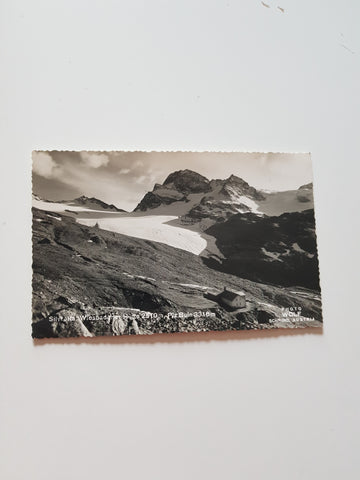 AK Silvretta. Wiesbadener Hütte mit Piz Buin.