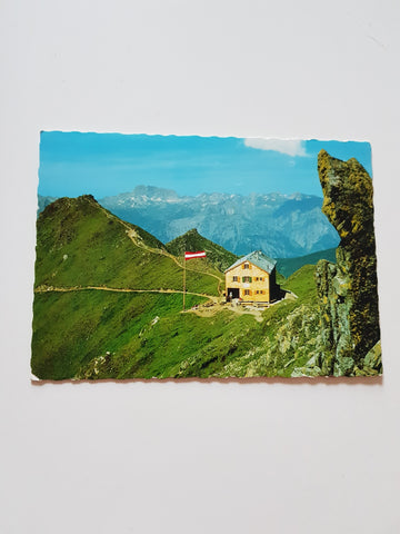 AK Wormser Hütte gegen die Rote Wand.