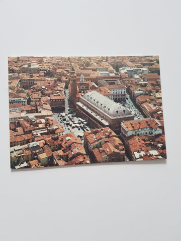 AK Padova. Il Palazzo della Ragione visto dall'aereo.