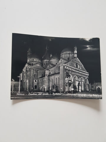 AK Padova. Basilica del Santo. Notturno.
