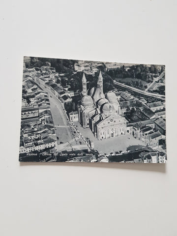 AK Padova. Chiesa del Santo vista dall'aereo.