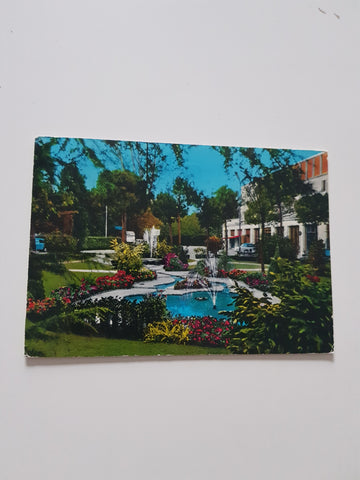 AK Abano Terme. Pubblico Giardino - Giochi d'acque e fiori.