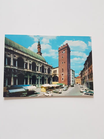 AK Vicenza. Piazza delle Erbe.