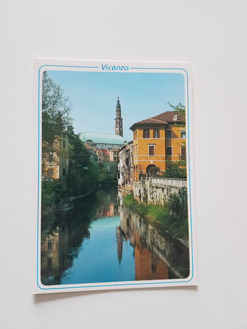 AK Vicenza. La Basilica vista dal Ponte Furo.