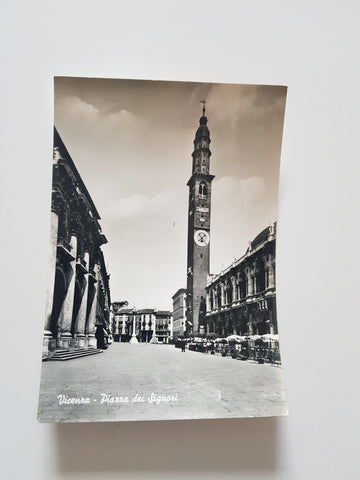 AK Vicenza - Piazza dei Signori.