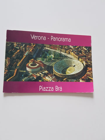 AK Verona - Panorama. Piazza Brà.