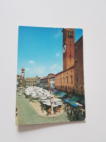 AK Verona. Piazza Erbe.