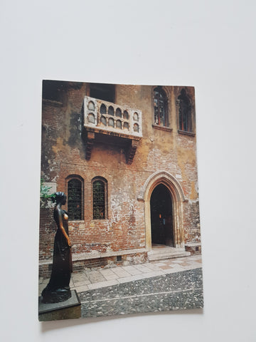 AK Verona. Cortile della casa di Giulietta.
