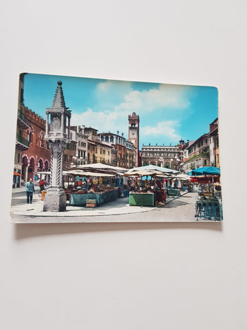 AK Verona. Piazza delle Erbe.