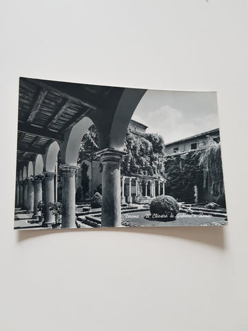 AK Verona - Il Chiostro di Giulietta e Romeo.