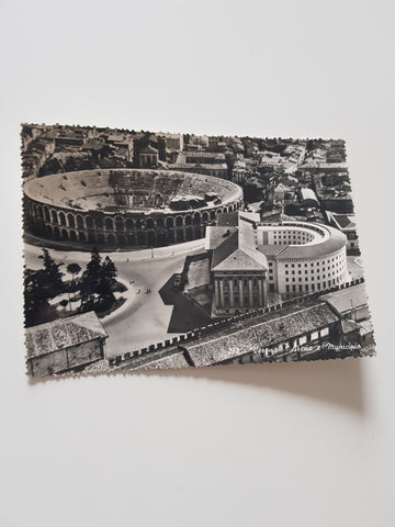 AK Verona. Arena e Municipio.