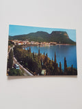 AK Garda. Lago di Garda. Panorama Sul fondo la Rocca.