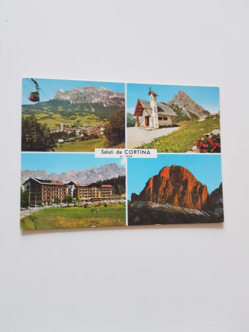 AK Saluti da Cortina.