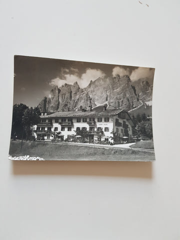 AK Cortina. Hotel Menardi.