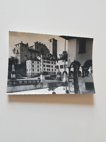 AK Feltre. Castello e Monumenti a Vittorino da Feltre e Panfilo Castaldi.