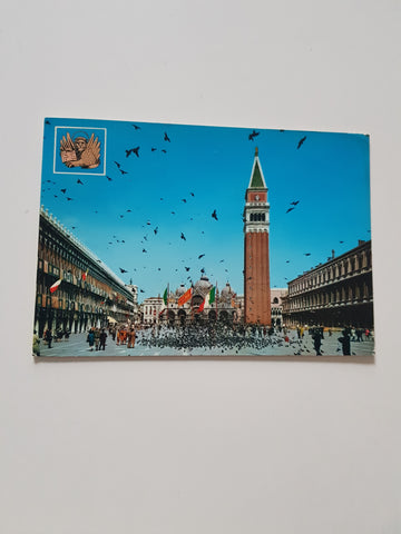 AK Venezia. Piazza S. Marco - Volo di colombi.
