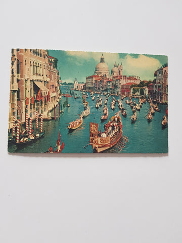 AK Venezia. Canal Grande e Ragata storica.