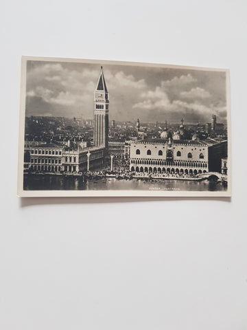 AK Venezia. Palazzo Ducale e piazzetta visti da S. Giorgio.