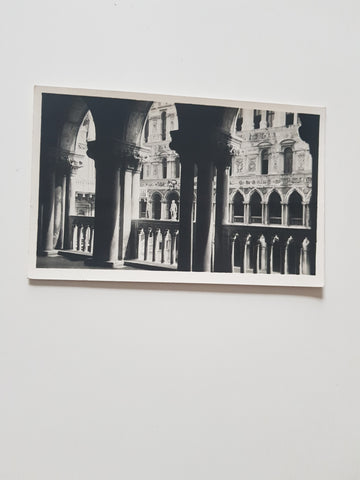 AK Venezia - Palazzo Ducale. Una loggia.