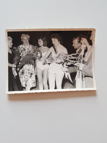 SW-Foto Wahl der Miss Cari(n)thia, Villach, 1955.