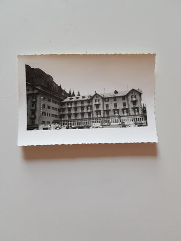 SW-Foto Albergo Misurina. 1957.