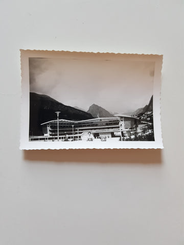 SW-Foto Cortina Olympisches Eisstadion. 1957.