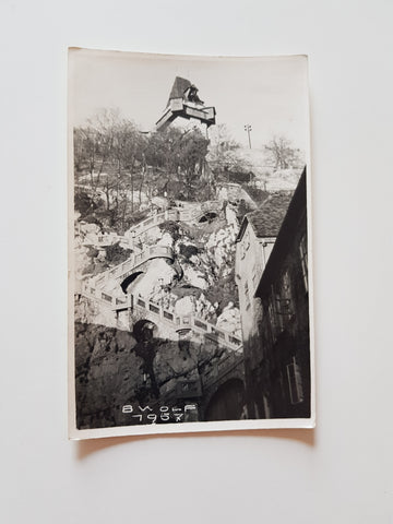 SW-Foto Graz Abfahrt mit Bus vor dem Rathaus, Bücherei Pock (1957).