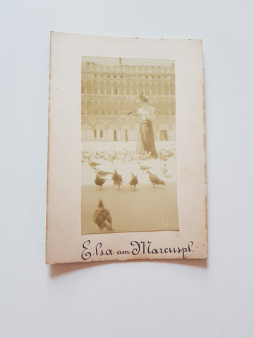 Foto Venezia. "Elsa am Markusplatz"