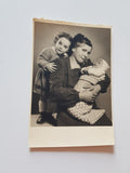 Porträtfoto Frau mit Kindern (Foto Schöner, Meran)