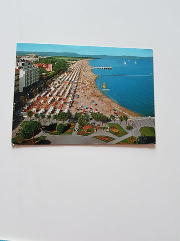AK Grado.