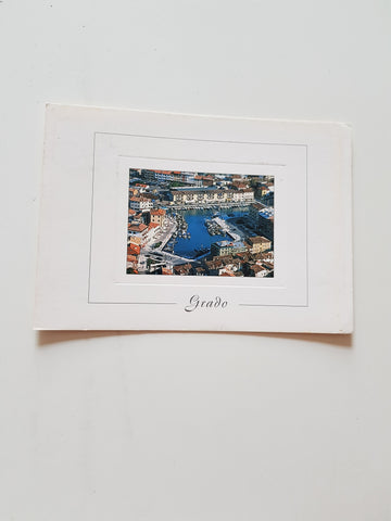 AK Grado.