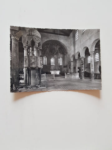 AK Grado Duomo Interno.