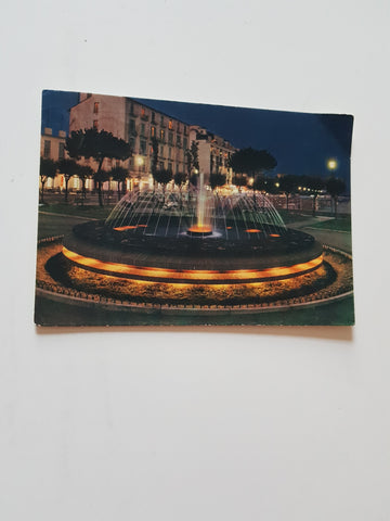 AK Grado. La Fontana di notte.