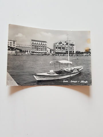 AK Grado. Spiaggia e Alberghi.