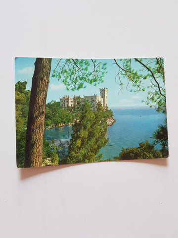 AK Trieste. Castello Miramare.